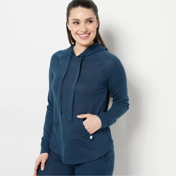 Koolaburra by UGG Brushed Sweater Knit Hoodie in Light Gray Size Small - Picture 2 of 8